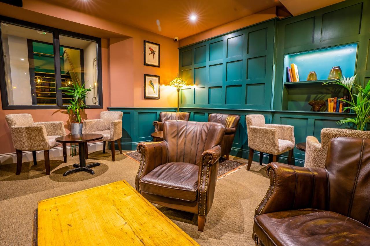 The Crown Hotel Гластонбери Экстерьер фото